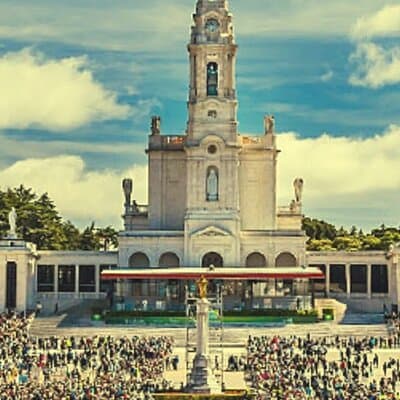 Fátima - Full Day Private Guided Tour from Lisbon by minivan 5