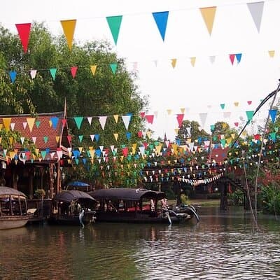 Ayutthaya Bicycle Hike & ATV to Top Attractions & Floating Market 3