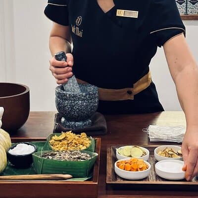 Private Herbal Compress Workshop with Massage in Thailand 3