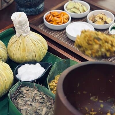 Private Herbal Compress Workshop with Massage in Thailand