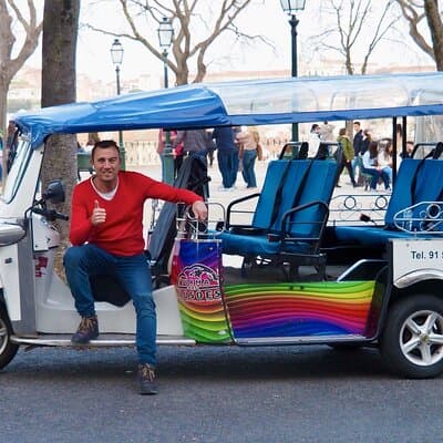 Private Tour Through Lisbon Half Day Experience by Tuk tuk 3