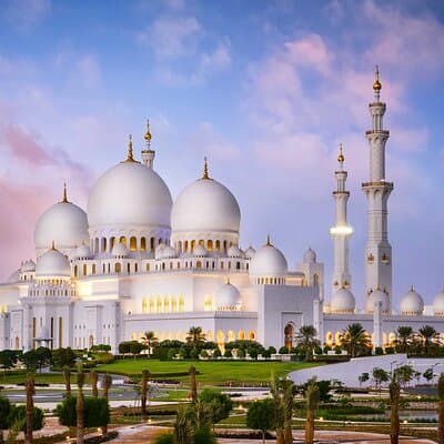 Private Abu Dhabi City Tour with Grand Mosque and Palace Visit