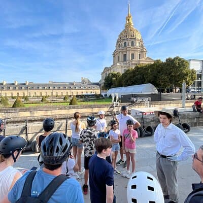 Paris: Experience Segway Top Highlights Small Group 2 Hours