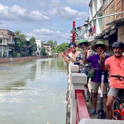 Bangkok Classic E-Scooter &/or Bike Trip 5