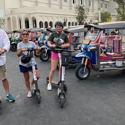 Bangkok Classic E-Scooter &/or Bike Trip