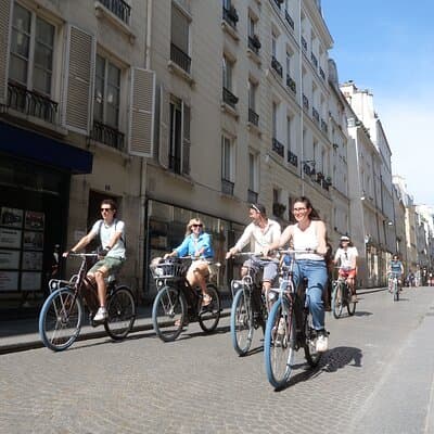 Cycling along the Canal Saint-Martin 2