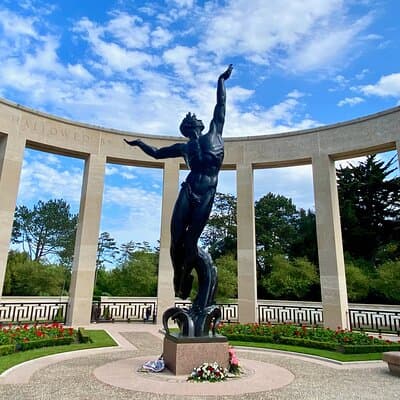 2-day Private D Day Omaha Utah Beaches Live Guided from Paris 4