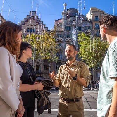 Gaudí & Catalan Modernism Private Walking Tour