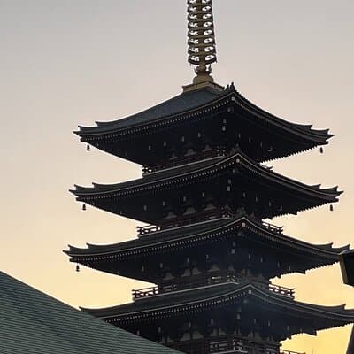 Tokyo: Old Town Asakusa Guided Tour -Senso-ji Temple Visit 2