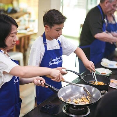 Thai Cooking Class Bangkok: Choose 5 Dishes + Market Tour