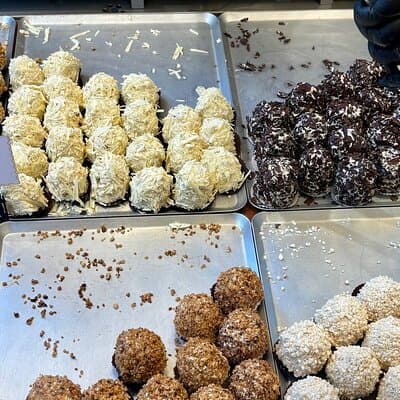 Walk through the gourmand Paris history 4