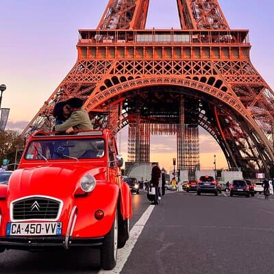 Private ride in a Citroën 2CV in Paris - 2h