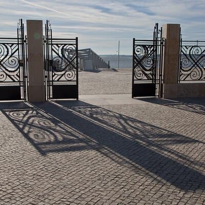 Lisbon From the 1755 Tsunami to the Age of Tourism - Private walking tour 5