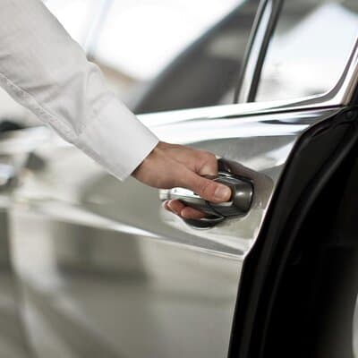 Private Transfer From Paris Hotels to Paris Airport. 2