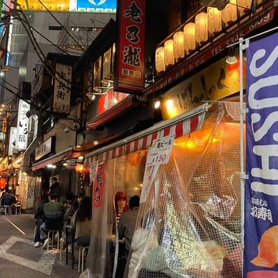 Tokyo Shinjuku Japanese Local Bar Hopping and Food Tour 4