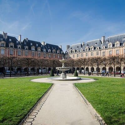Paris Private Tour - Elegant Cultural Tour, Le Marais district 4