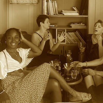 Erotic Tour and Language Workshop in Paris 2