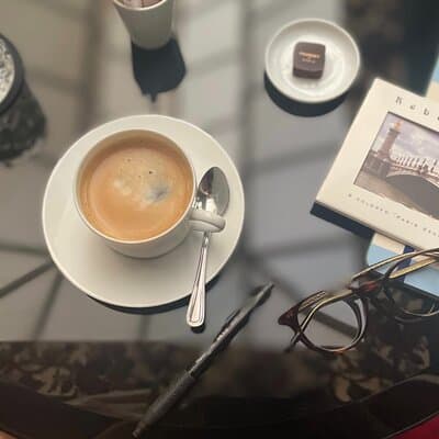 Erotic Tour and Language Workshop in Paris 3
