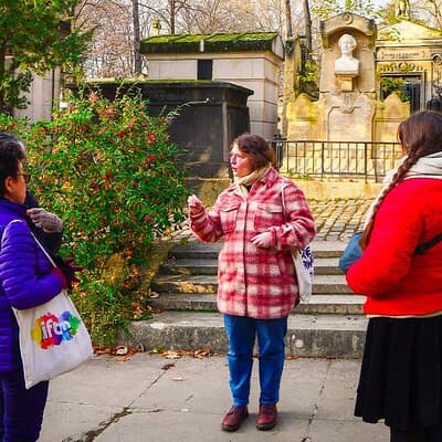 Paris Pere Lachaise Cemetery Small Group Guided Tour 2