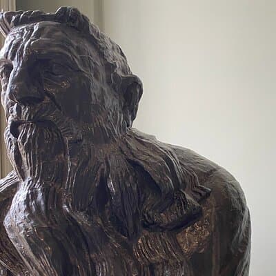 Private Sculptures and Stories Tour in Rodin Museum 3