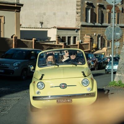 Classic Elegance: Vintage Fiat 500 Cabriolet Rome Tour 4