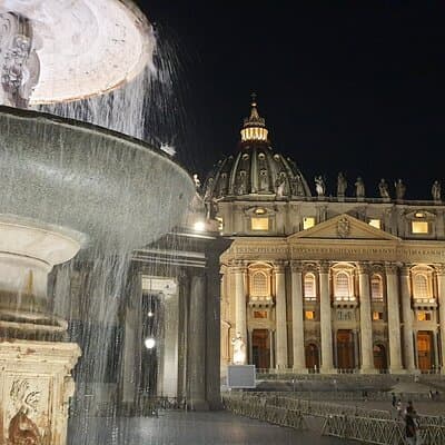Quick Access Private Guided Vatican & Sistine Chapel Evening Tour
