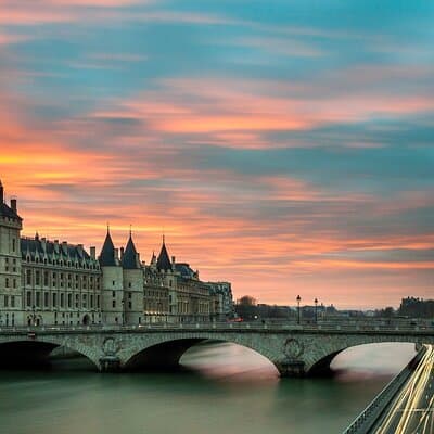 Full Day Private Historical Tour in Paris 2