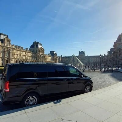 Private Transfer inside PARIS (Hotel / AirBnB / Train Station) 3