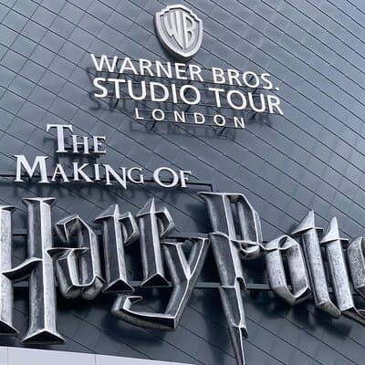 Private Transfers between London & Harry Potter Warner Studio