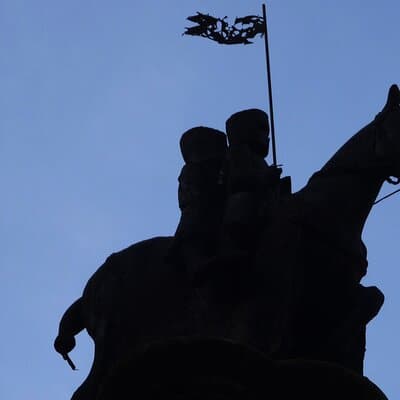 GRAILTRAIL: Quest for the Holy Grail (Self-Guided Adventure Walk) 5