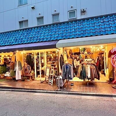 Tokyo Private Vintage Shopping Tour in a Town of youth culture 5