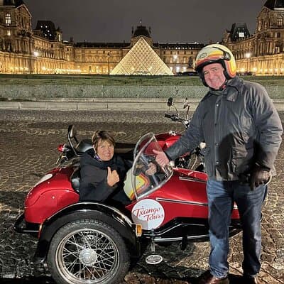 Private Sidecar Tour of Paris at Night with drinks 4