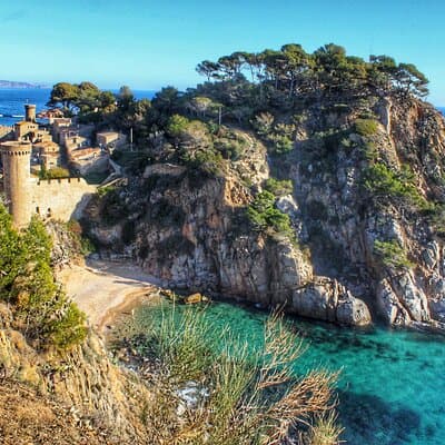 Discovering Costa Brava Coastline Tour in Tossa de Mar