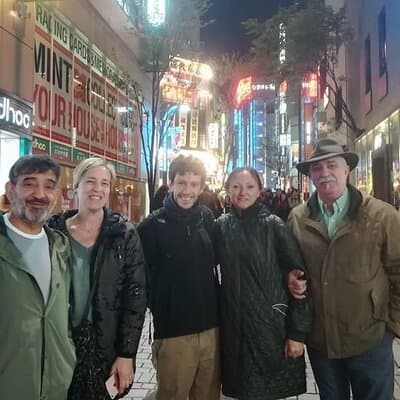 Private Tokyo Walking Tour with A Guide: Higlights & Customizable