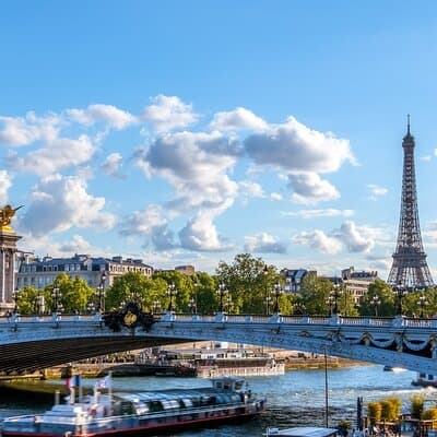 Historic Paris: Exclusive Private Tour with a Local 5