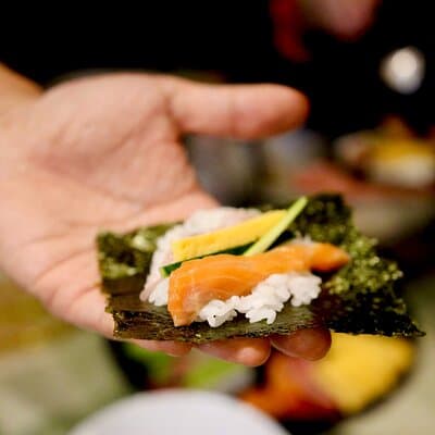 Hand-rolled Sushi Temaki Zushi Workshop in Tokyo 3