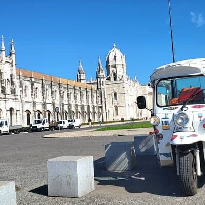 Lisbon Complete Tour! Eco TukTuk Private Guided 3