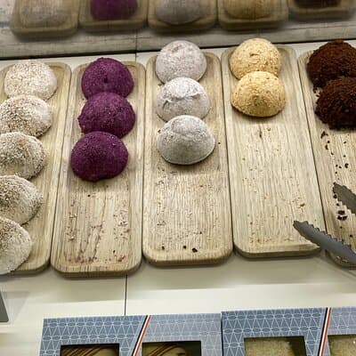 Sweet Gourmet Walk in the Marais 3