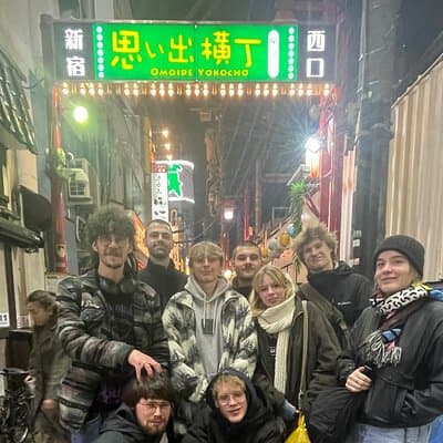 Guided Kabukicho Deepdive -All U Can Drink Izakaya & Sake Tasting 4