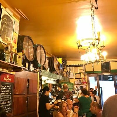 Barcelona Tapas & Pintxos Private Food Tour with Local Expert