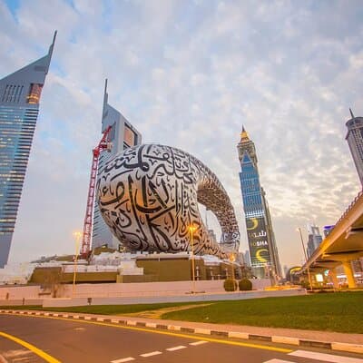 Luxury Dubai 4x4 Private Tour Personalized Adventure 2