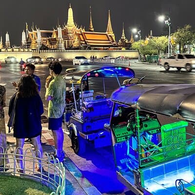 Bangkok Night Tour: Food, Temple & Tuk Tuk 5