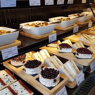 Gastronomic Walk in the Latin Quarter of Paris