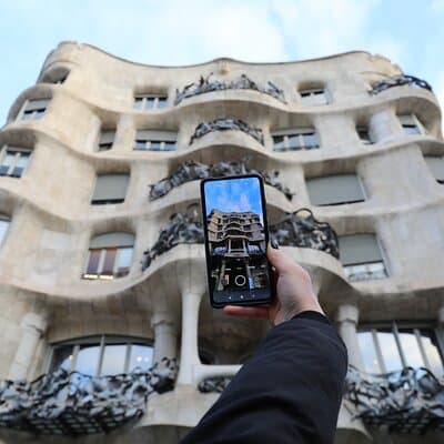 Guided private morning tour of La Pedrera with Casa Batlló ticket