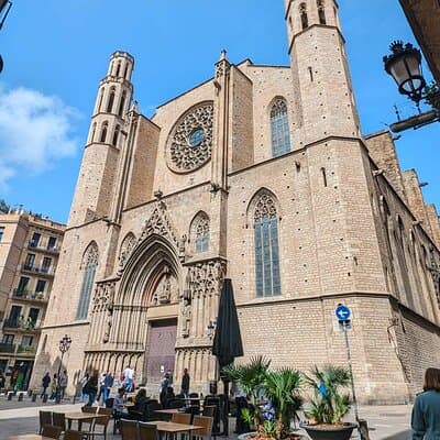Barcelona Old Town Private Tour: Past and Present 5