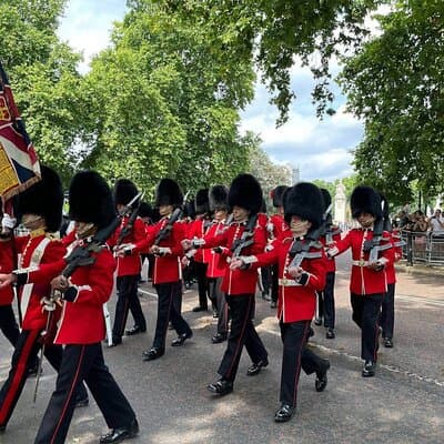 Private Walking tour London, Buckingham Palace to Big Ben and much more 4