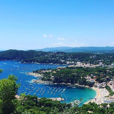 Costa Brava Coves Towns and Winery Private Tour