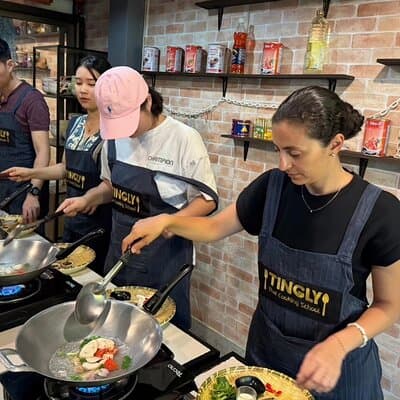 Thai cooking class experience in Bangkok with Tingly Thai cooking school 5
