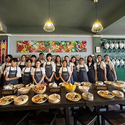 Thai cooking class experience in Bangkok with Tingly Thai cooking school