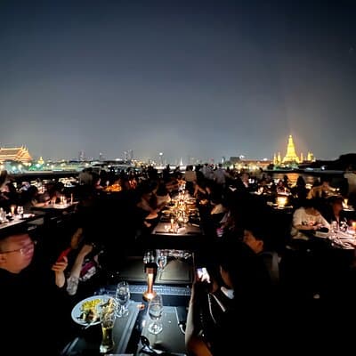 Luxury Dinner Cruise with Guide and Transfer (Opt. Executive Van) 4